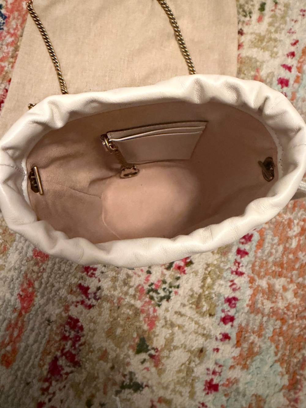 Gucci Small GG Marmont Chevron Bucket Bag in Cream with Gold Hardware - Picture 8 of 11